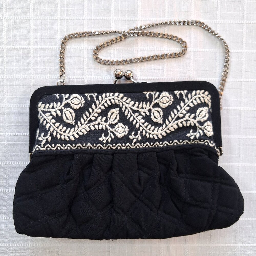 Vera Bradley Giselle Purse Black Quilt Cream Embroidery Kiss-Lock Closure Chain